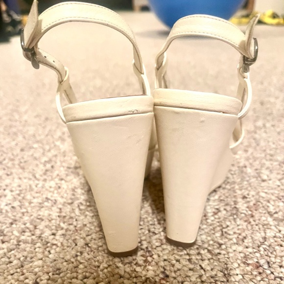 White Jil Sander Italian shoes, size 6 - Picture 2 of 3